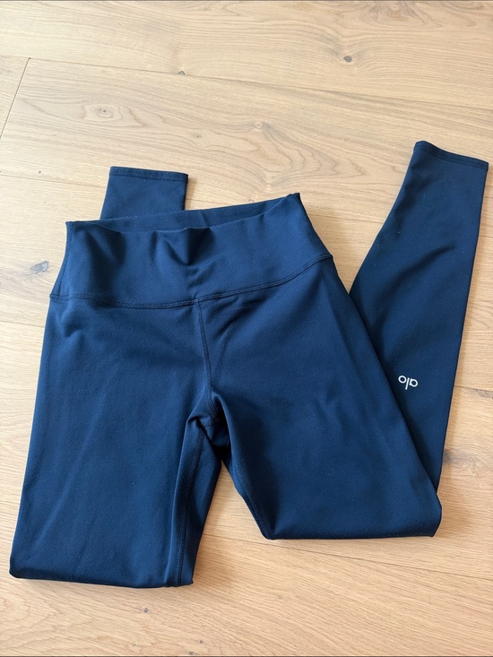 ALO Yoga Pants - ALO Yoga Airbrush Winter Warm High Waist Nocturne Legging
